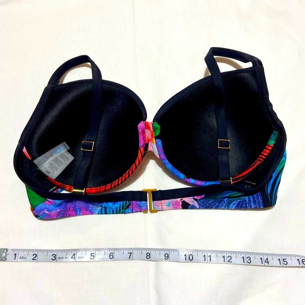 Into The Bleu Amerex | Bikini Top 38 D Underwire. Like New. View 4